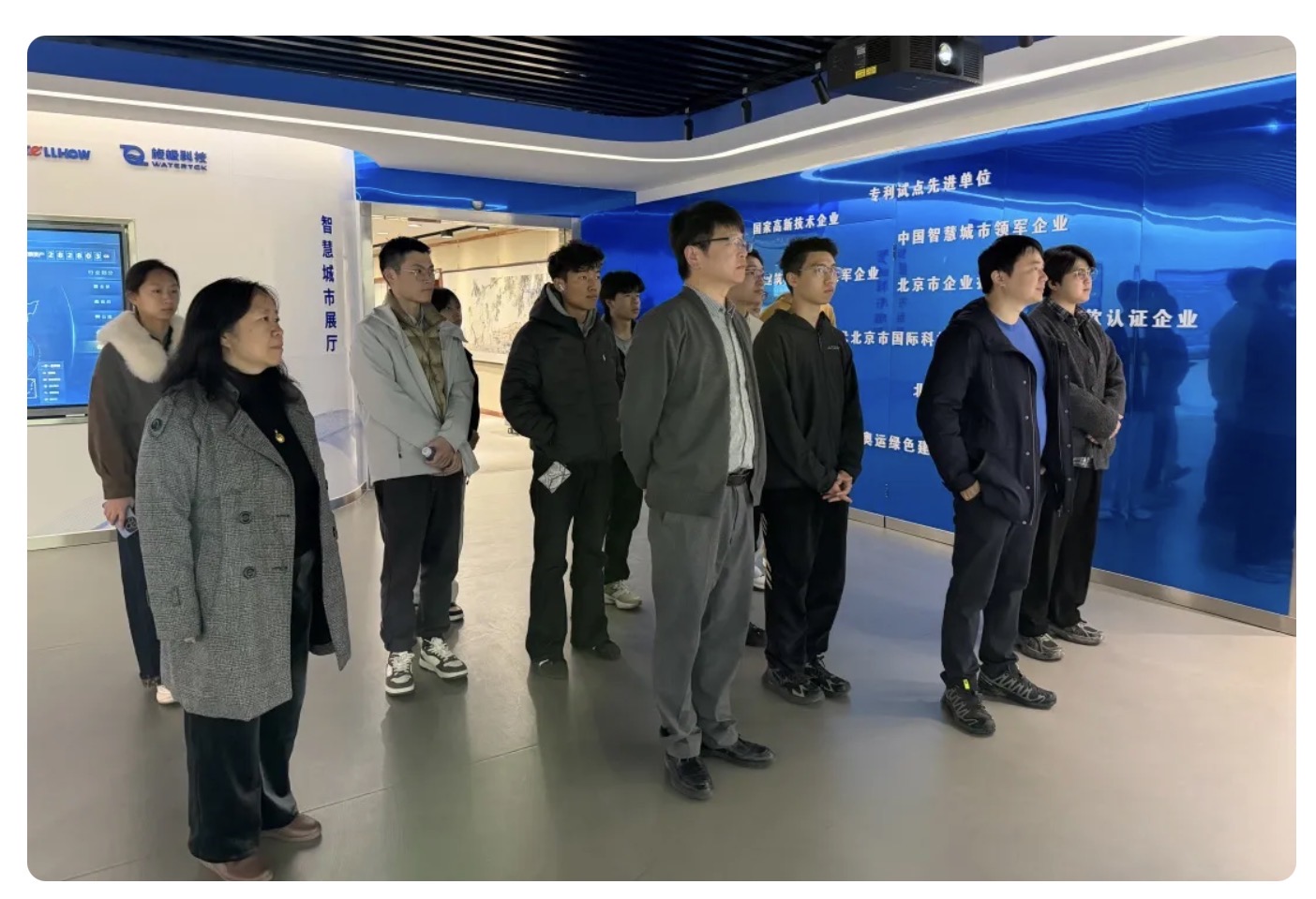 当清华课堂“搬”进新葡萄8883AMG：一场从书本到产业的一线之旅